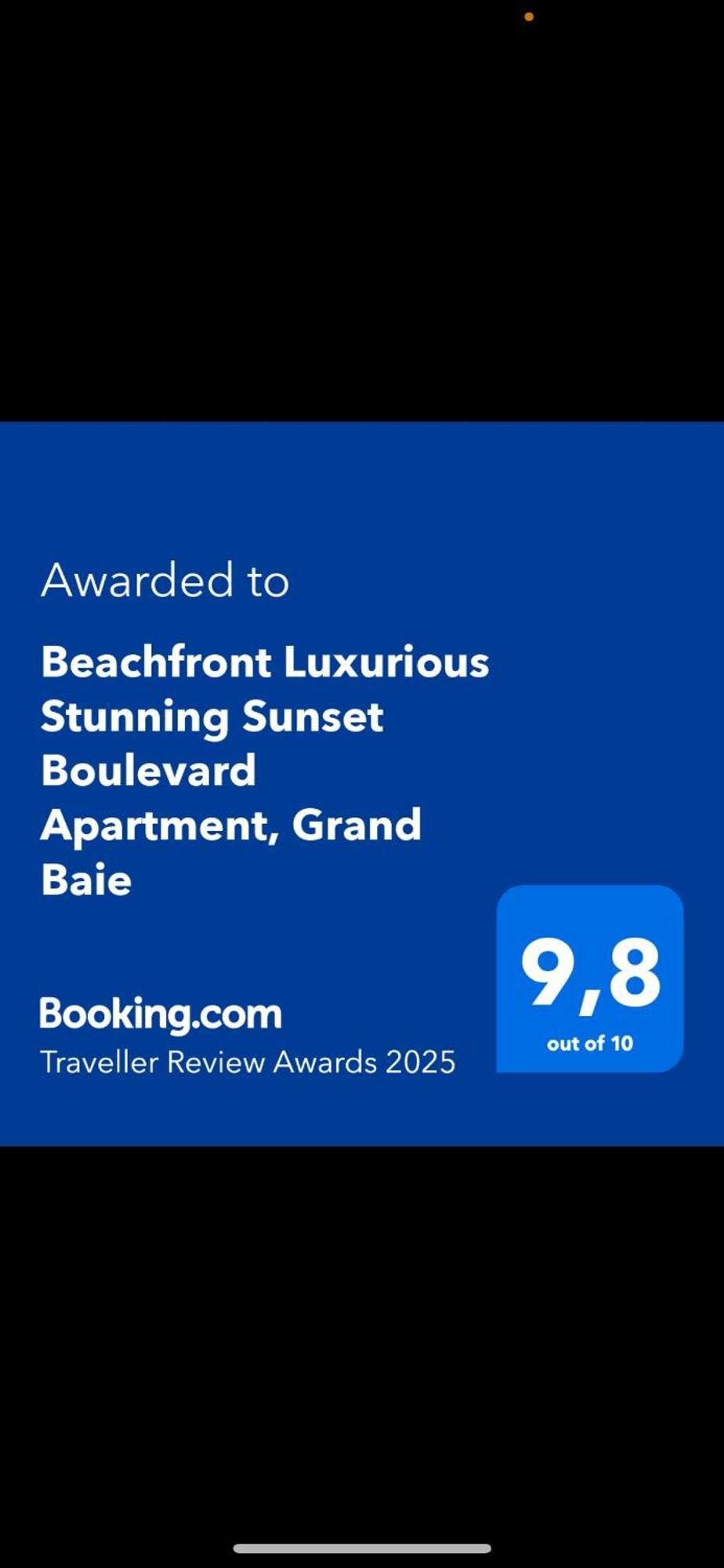 Beachfront Luxurious Stunning Sunset Boulevard Apartment, Grand Baie Exteriör bild